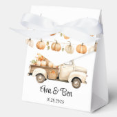 Bruiloftsfeest met Oude Truck en Pompoenen Bedankdoosjes (Voorkant)