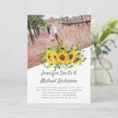 Bruiloftspapeterie met landelijke zonnebloemthema  (Staand voorkant)