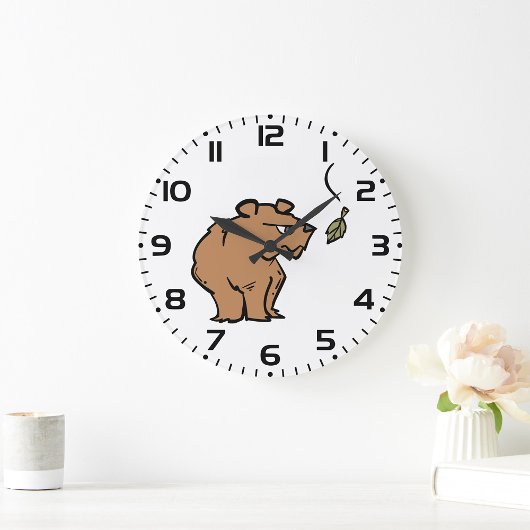 Bruin Beer met vallende herfstblad Schattigee dier Grote Klok