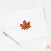 Bruin Canadees esdoornblad Ronde Sticker (Envelop)