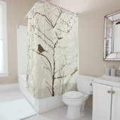 Bruin en amandelvogel in boom Grafisch neutraal Douchegordijn (In situ)