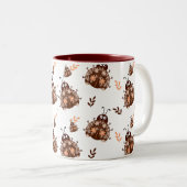 Bruin en Beige Lieveheersbeestje en Bloempatroon Tweekleurige Koffiemok (Voorkant rechts)