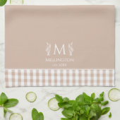 Bruin en Witte Gingham Aangepaste Naam Monogram Theedoek (Gevouwen)
