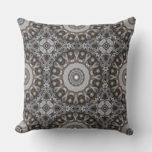 Bruin en zilveren Kaleidoscoop Mandala Patroon Kussen