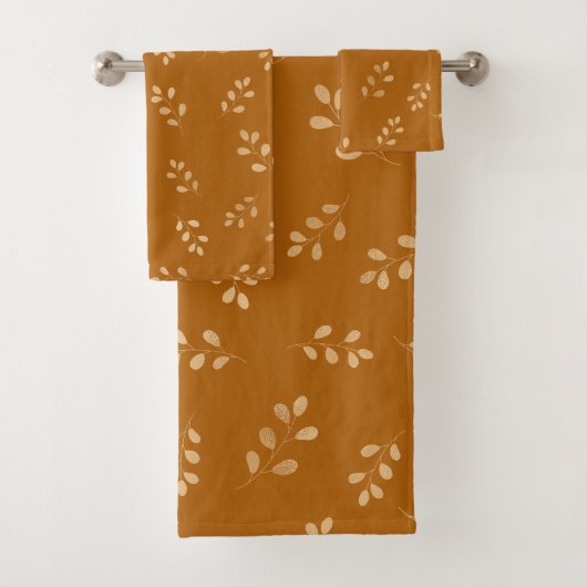 Bruin Floral Pattern Bad Handdoek (Insitu)