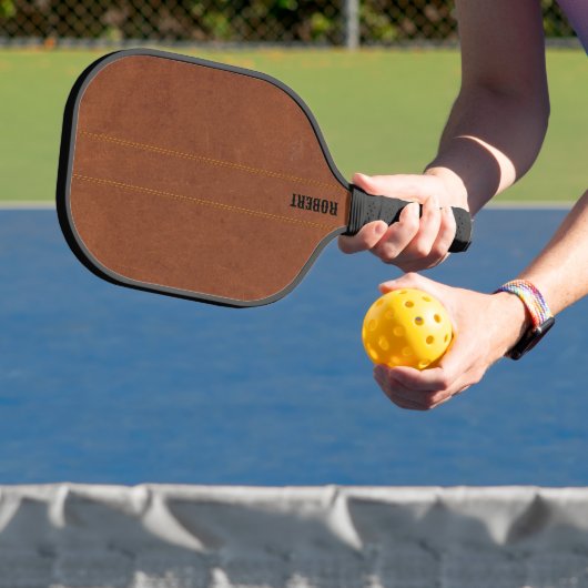 Bruin Lederen Afbeelding Aangepaste tekst Pickleball Paddle (Insitu)