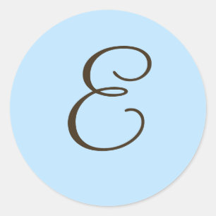 Bruin Monogram E op lichtblauw vetetiket Ronde Sticker