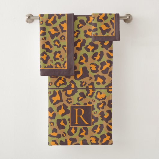 Bruin, sinaasappel, groene luipaardprint en monogr bad handdoek (Insitu)
