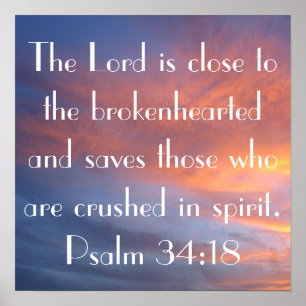Bruinbare verse Psalm 34:18 zonsondergang Poster