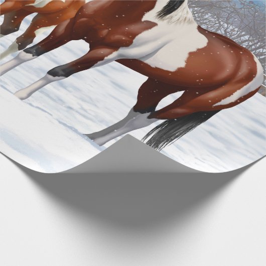 Bruine baai verf kwart paarden in sneeuw cadeaupapier (Hoek)