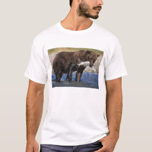 Bruine beer, grizzlybeer, met zalmvangst, t-shirt