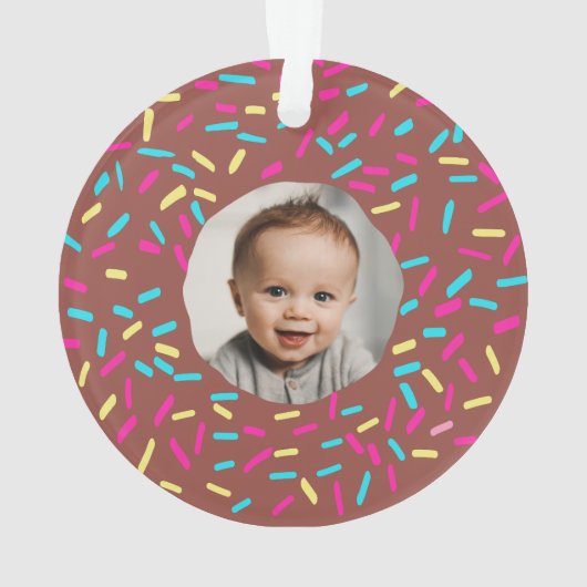 Bruine donut babys eerste kerst aangepaste foto ornament (achterkant)