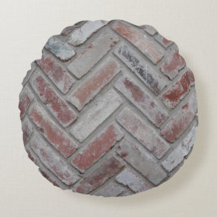 Bruine en grijze betonmuur rond kussen