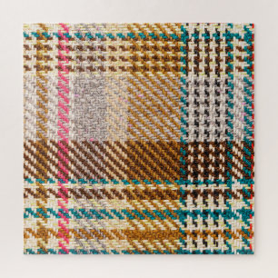 Bruine geruite stof, Schotse wol. Legpuzzel