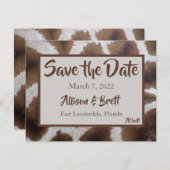Bruine Giraffe Sla de datumkaart op Save The Date (Voorkant / Achterkant)