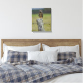 Bruine Hawaïaanse Uil Zittend op een Hek Post Canvas Afdruk (Insitu (Slaapkamer))
