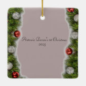 Bruine Huid Baby Kerstengel Keramisch Ornament (Achterkant)