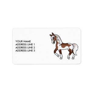 Bruine Pinto Cartoon Dravend Paard & Aangepaste Te Etiket