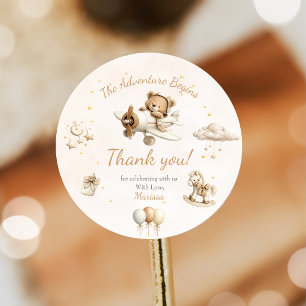 Bruine teddybeer-vliegtuig baby shower ronde sticker