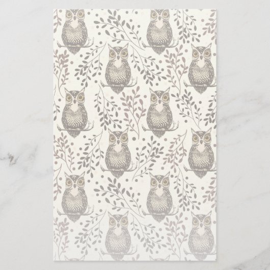 Bruine Uil Geïllustreerd Bospatroon Briefpapier (Voorkant)