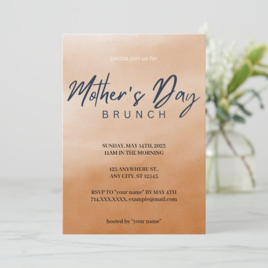 Bruine Waterverf Moederdag Brunch Uitnodiging (Staand voorkant)