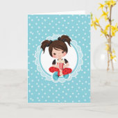 Bruinharige Meisje voor Filmavond met Popcorn Kaart (Gele Bloem)