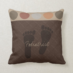 Brun de coussin de petit somme de pédicure