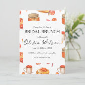 brunch avec les invitations pour le brunch de la m (Debout devant)