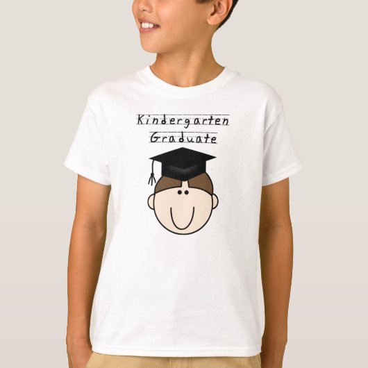 Brunette Boy Kindergarten Afstuderen T-shirt (Voorkant)