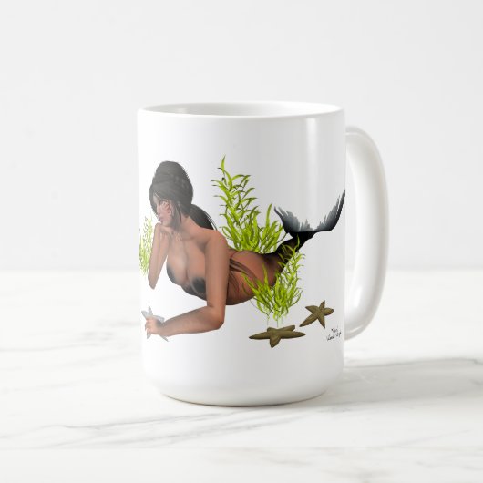 Brunette Mermaid with Starfish Coffee Mok (Voorkant rechts)
