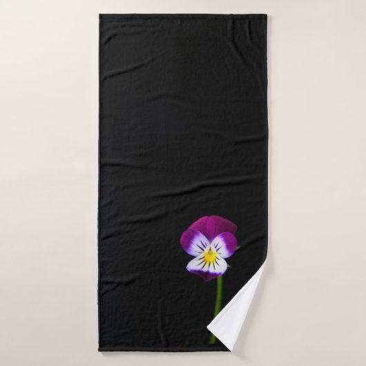 Bta aux fleurs violettes (Serviette de bain)
