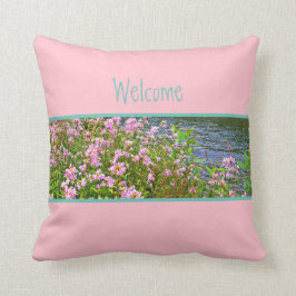 Bubblegum roze, blauwgroen, bloemen, welkom, je wo kussen