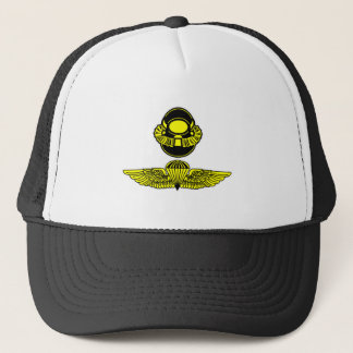 Bubblehead Helmet & Jumpwings Trucker Pet