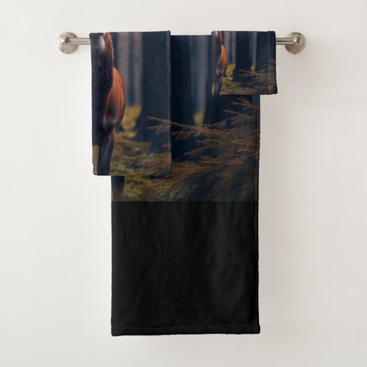 Buck Dans La Forêt (En situation)