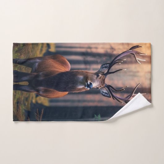 Buck Dans La Forêt (Serviette à main)