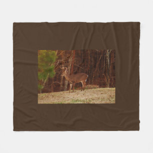 Buck Deer bij de bomen Fleece Deken