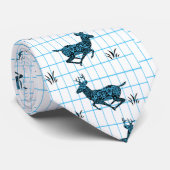 Buck Deer Paisley Noir/Bleu Sur Cravate Bleu Check (Roulé)