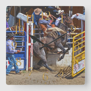Bucking Bareback Bronco en Rodeo Cowboy Clock Vierkante Klok