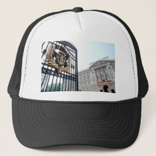Buckingham Palace Trucker Pet