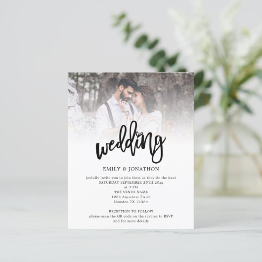 Budget Artsy Script Photo QR Code Weddenschap Uitn (Staand voorkant)