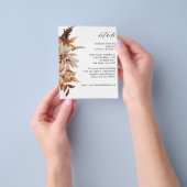 Budget Beige Herfst Bloemendetails Flyer (Hand)