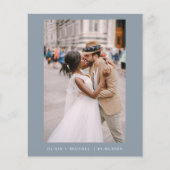 Budget Dusty Blue Foto Bruiloft uitnodiging Flyer (Voorkant)