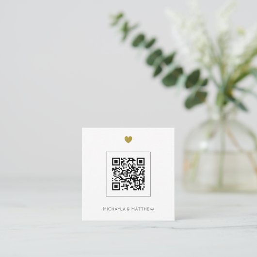 Budget Dusty Blue QR Code Bruiloft uitnodiging (Staand voorkant)