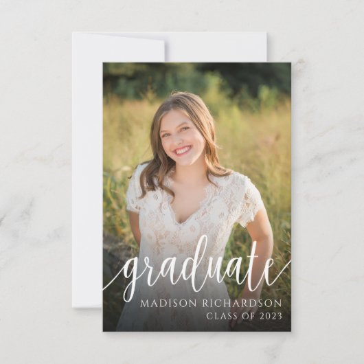 Budget Elegant Script Afstuderen Fotoaankondiging Kaart (Voorkant)