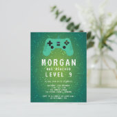 BUDGET Green Gamer Birthday Invitation (Staand voorkant)