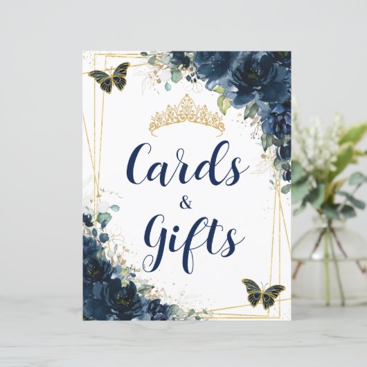Budget Marine Blue Floral Quinceañera Carte et cad (Debout devant)