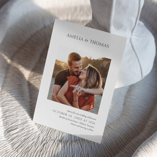 Budget Modern & Minimalist Elegant Photo Wedding Kaart