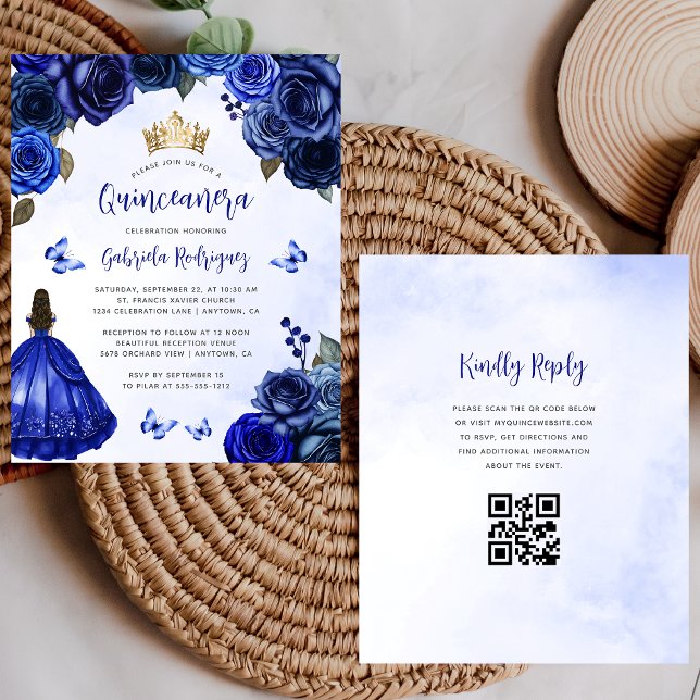 Budget Royal Blue Floral QR Code Quinceañera (Creator heeft geüpload)