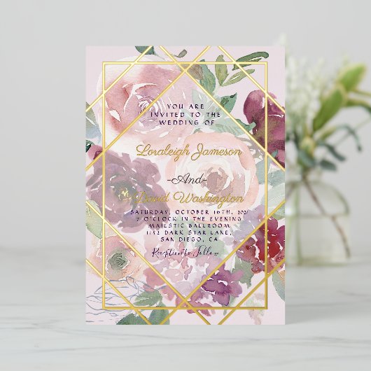 Budget Roze florale en goudgeometrische vormgeving Folie Uitnodiging (Staand Voorkant)