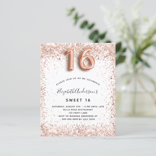 Budget Sweet 16 roos gouden uitnodiging (Staand voorkant)